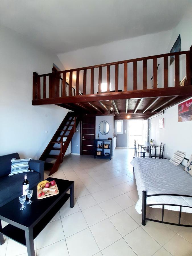 Apartamento Christina'S Sea House Nikiti  Exterior foto